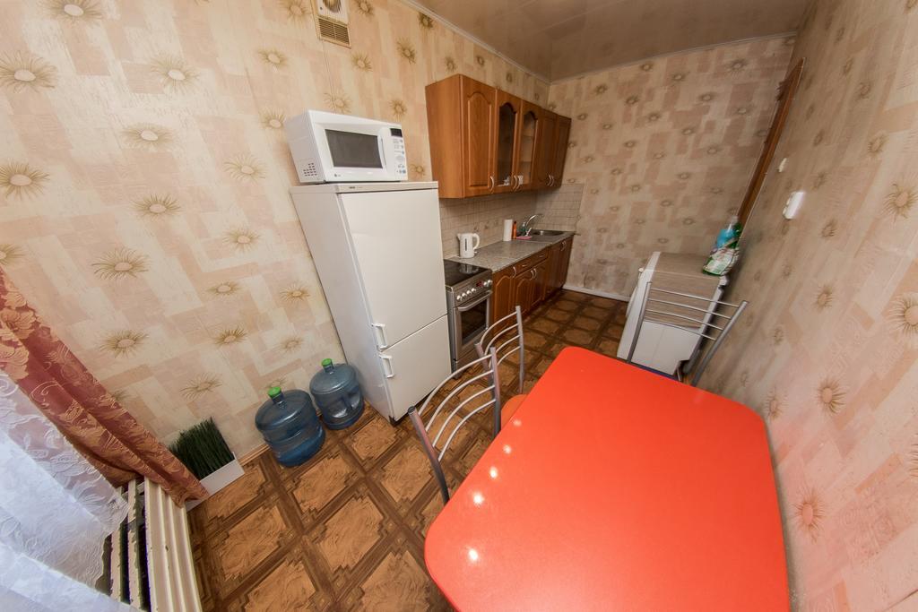 Apartment On 8 Marta 80 エカテリンブルク 部屋 写真